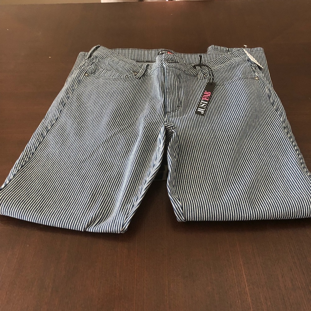 JustFab pinstriped jeans size 32.  Inseam 28.
